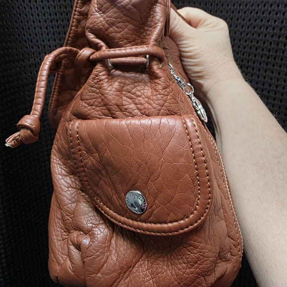 Angel Kiss Brown Handbag - Picture 4 of 12